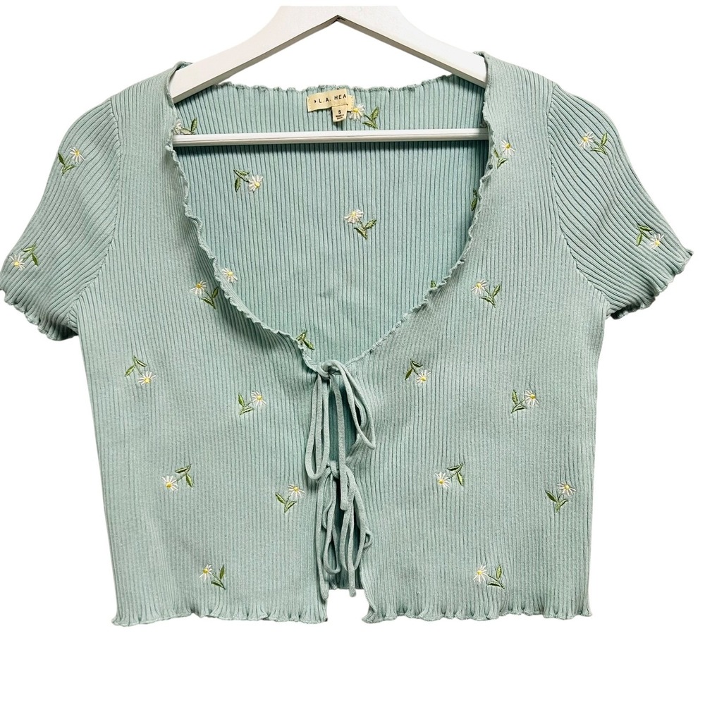 L.A. Hearts Top Women S Sage Green Daisy‎ Embroidered Tie Front Ribbed Crop Boho